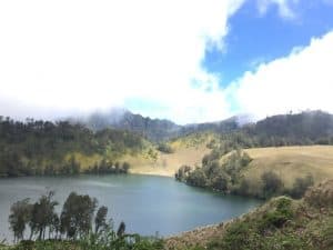 Mount Semeru Bromo Trekking Tour 4 Day 3 Night